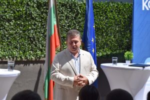 Азиатски очи по-евтино масло, тъй като Израел-Хамас прекратява огъня Kindles надежда за спокойствие