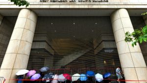 Хонконгският премиер Джими Лай използва фалшив образ на Пекин, за да призове Запад да действа