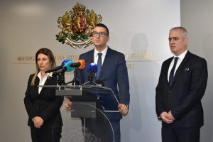 Министерството на икономиката и бизнесът обсъдиха насоки за правилно прилагане на задължението за двойно обозначаване на цените на стоките и услугите