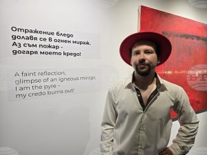 Поетът Ангел Стойчев пред БТА: Изложбата „Впечатления и отражения“ е визуален алманах на моите произведения
