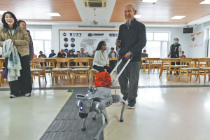 Новите технологии променят живота на възрастните хора