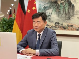 Взаимодействието между хората е ключово за двустранните отношения